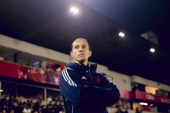 FILIPE LUÃS - NÃ£o errou na mÃ£o no nÃºmero de jogadores poupados, mas correu certo risco. O Flamengo jogou mal, nÃ£o conseguiu aplicar o seu futebol e agora terÃ¡ que vencer fora de casa - Nota 6,0 -Adriano Fontes/Flamengo