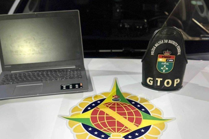 Os dois detidos foram levados à 5ª Delegacia de Polícia (Setor De Grandes Áreas Norte) - (crédito: Divulgação/PMDF) Os dois detidos foram levados à 5ª Delegacia de Polícia (Setor De Grandes Áreas Norte) - (crédito: Divulgação/PMDF)