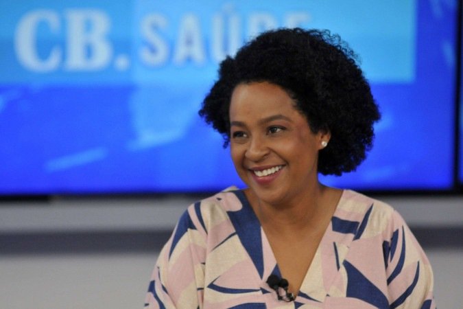 Editora de Opini&atilde;o do Correio e apresentadora do CB Sa&uacute;de, Carmen Souza conquista pr&ecirc;mio de 25 +Admirados Jornalistas do Ano na categoria nacional e centro-oeste