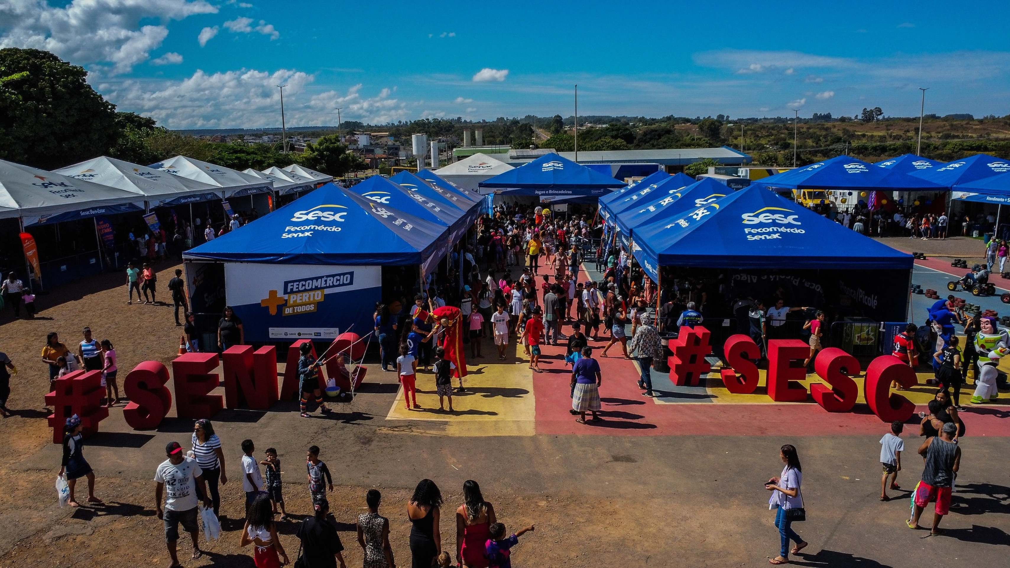 Hoje e amanhã, o projeto Fecomércio + Perto de Todos promove uma nova edição em Planaltina, oferecendo atendimentos gratuitos nas áreas de saúde, cidadania, educação e lazer