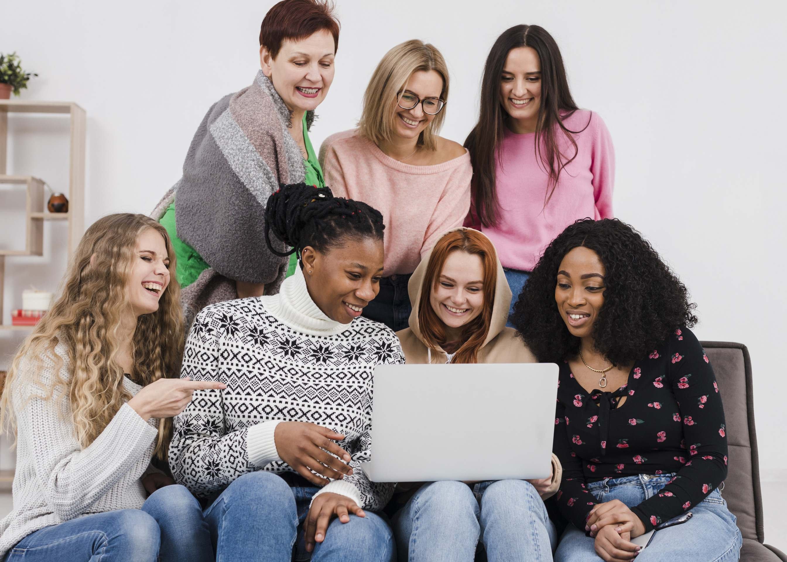 Curso em Brasília ajuda mulheres a desenvolver clareza na comunicação