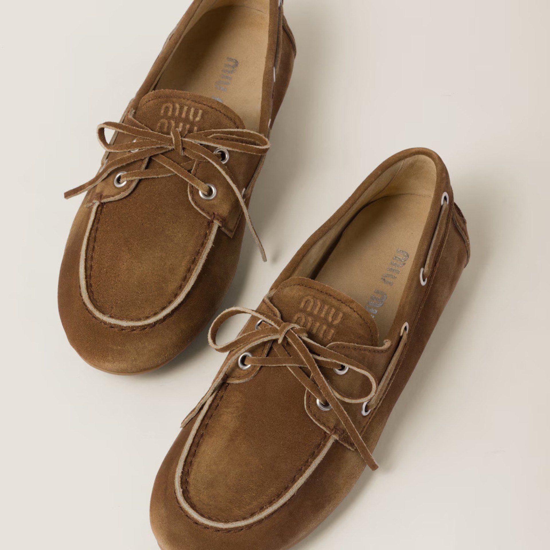 Faded Suede Loafers, da MiuMiu 