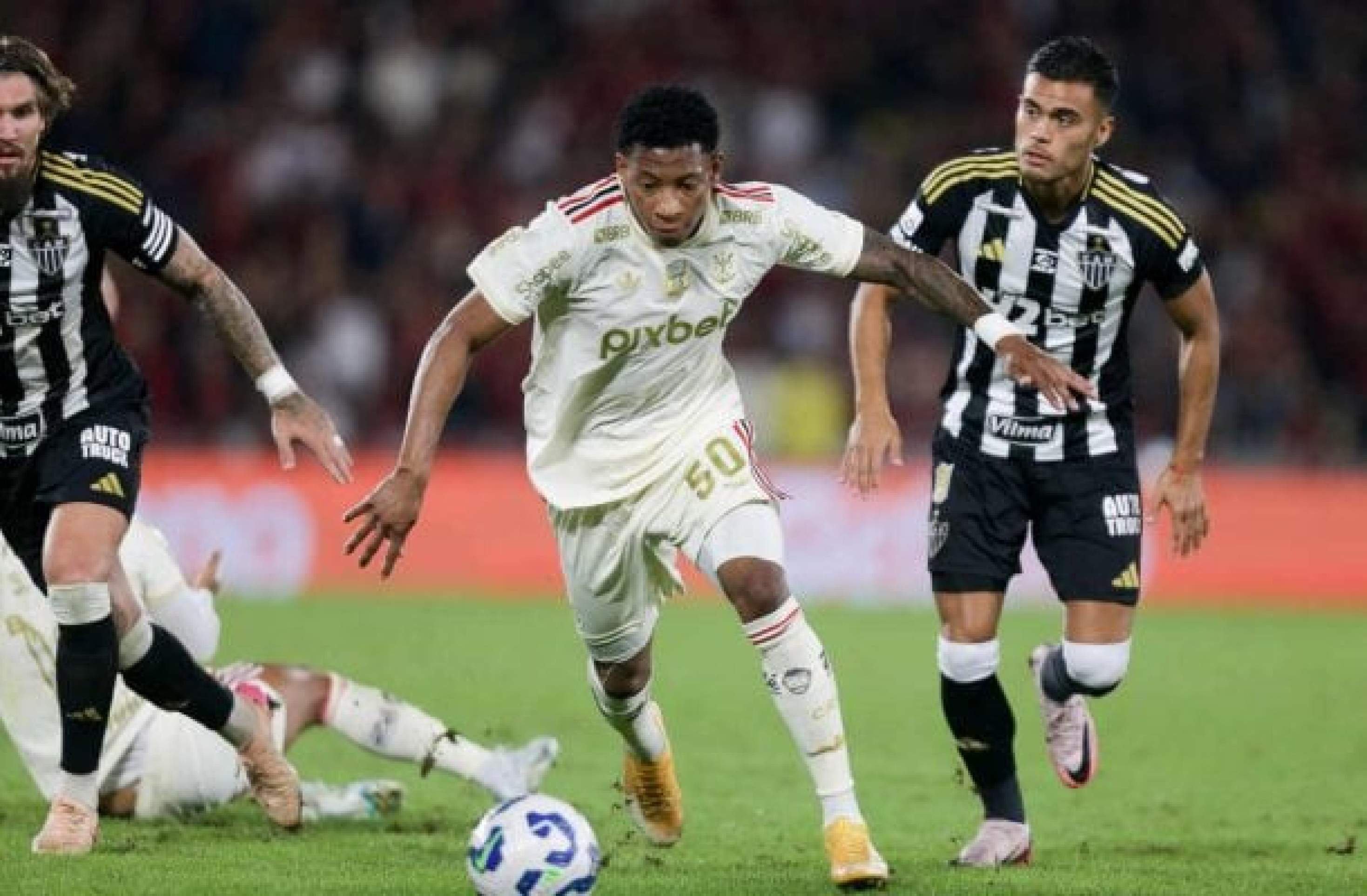 Apesar da derrota, Flamengo deixa boas perspectivas para a temporada