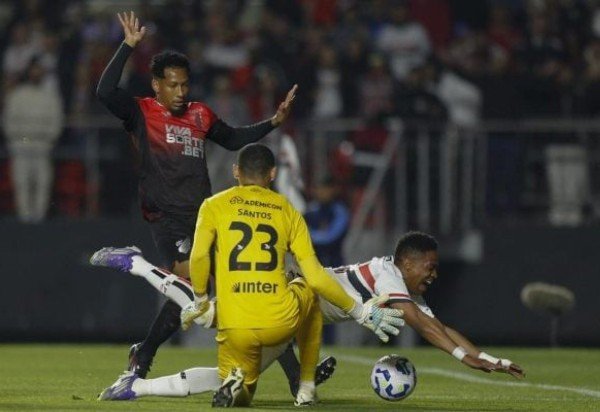 Foto: Rubens Chiri e Miguel Schincariol/Saopaulofc.net