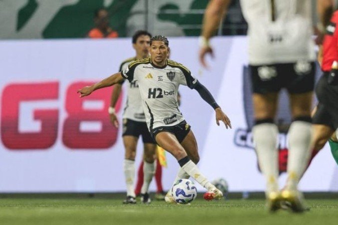 RONY - Mais importante sem a bola. Pressionou a saída dos zagueiros do Mengo e ajudou o Galo a forçar o erro do adversário. Teve a velocidade do escape nos contra-ataques. Saiu, no segundo tempo, para a entrada de Alexsander - NOTA: 6,5 - Foto: Pedro Souza/Atlético 