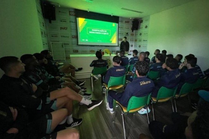 Registro da palestra de orientação ao combate de manipulações esportivas promovida por patrocinadora do Mirassol - (crédito: Foto: Divulgação) Registro da palestra de orientação ao combate de manipulações esportivas promovida por patrocinadora do Mirassol - (crédito: Foto: Divulgação)