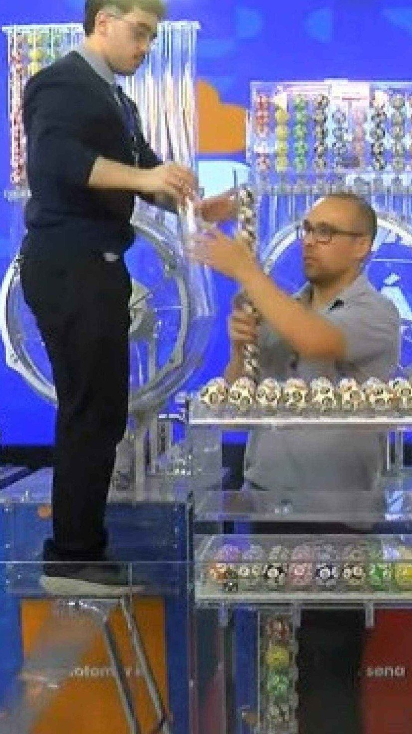 Resultados da Quina e demais loterias desta sexta-feira (1º/8) Resultados da Quina e demais loterias desta sexta-feira (1º/8)