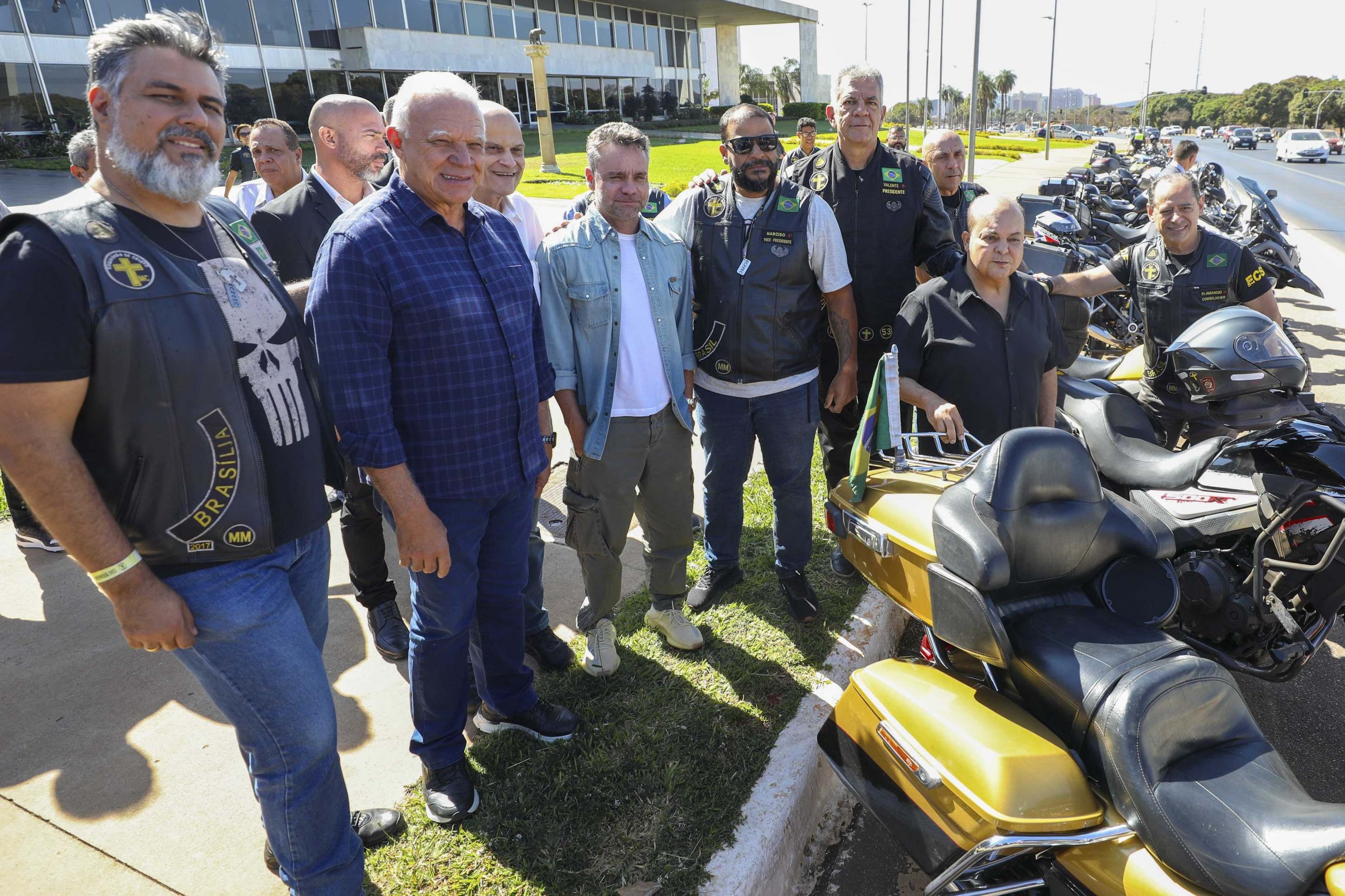 Ibaneis Rocha recebe motoclube no Palácio do Buriti nesta sexta
