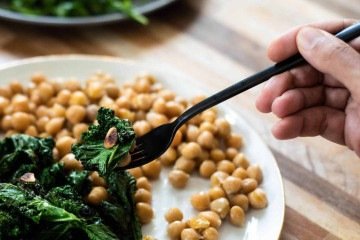 A vitamina A, também conhecida como retinol, é encontrada em alimentos como os ovos -  (crédito: Getty Images)