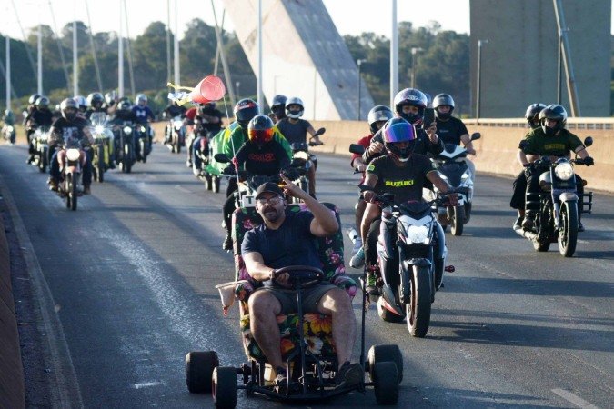  02/08/2025 Ed Alves CB/DA Press. Cidades. Passeio dos Motociclistas do Capital Moto Week. Granja do Torto -  Eixão Norte - Eixo Monumental - Esplanada e Ponte JK. 