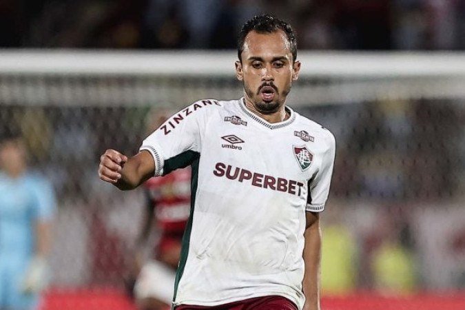 LIMA - Entrou bem no lugar de Ganso e serviu uma boa bola para Everaldo - Nota 6,0 -Lucas Merçon/Fluminense