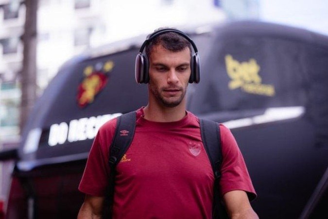 Rafael Thyere vê boa partida do Sport contra o Bahia, mas ressalta situação difícil da equipe - (crédito: Paulo Paiva / Sport Recife.) Rafael Thyere vê boa partida do Sport contra o Bahia, mas ressalta situação difícil da equipe - (crédito: Paulo Paiva / Sport Recife.)