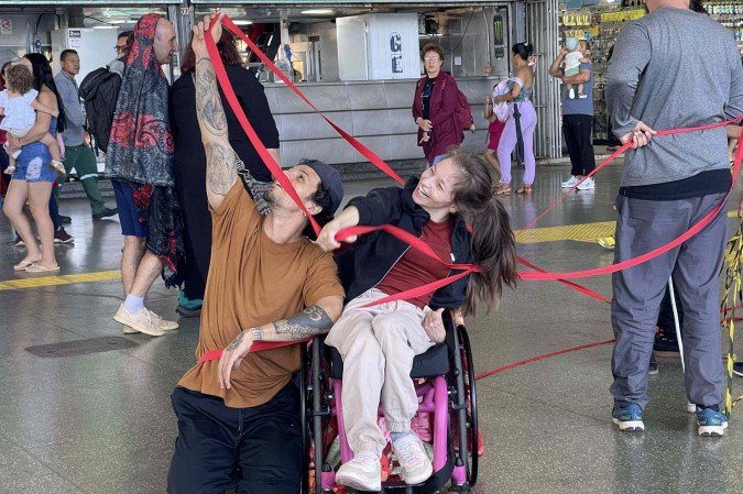 Projeto chama atenção para a reflexão de dificuldades como 
a comunicação a partir das diferenças entre os indivíduos