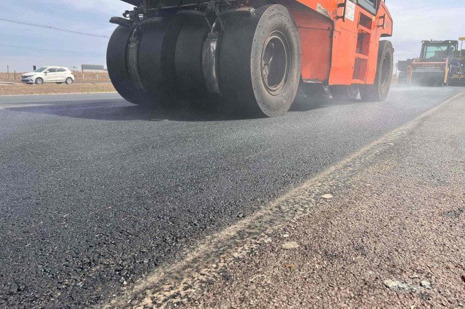 Asfalto feito de plástico reciclado eleva sustentabilidade de rodovias 