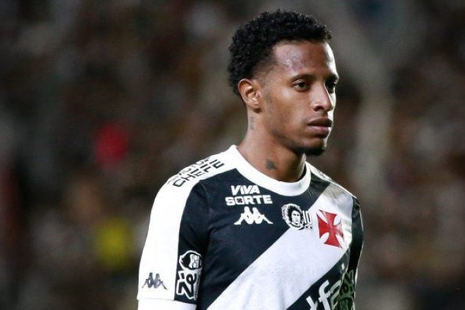 TCHÊ TCHÊ: Fez um bom primeiro tempo e tentou algumas jogadas. É um elo importante entre a defesa e o ataque, mas sente a falta de aproximação de Coutinho e Nuno Moreira. Em vários lances, fica vendido e praticamente isolado  e isso não é culpa dele. NOTA: 5,5. Foto: Matheus Lima/Vasco