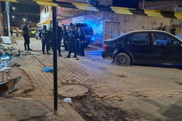 Local foi isolado para perícia. Feridos foram conduzidos ao Hospital de Base e ao Hran  -  (crédito: Estrutural Online/Reprodução)