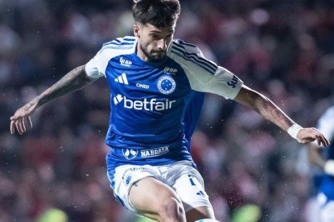 LAUTARO DÍAZ - Entrou nos acréscimos. Fica, assim, SEM NOTA. Foto: Gustavo Aleixo/Cruzeiro