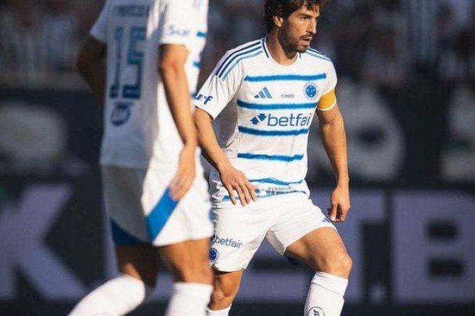 LUCAS SILVA - Atuação sólida no meio-campo, sendo um leão na marcação e contribuindo para uma saída de bola de muita qualidade. NOTA 7,5. Foto: Rodrigo Ferreira/Cruzeiro