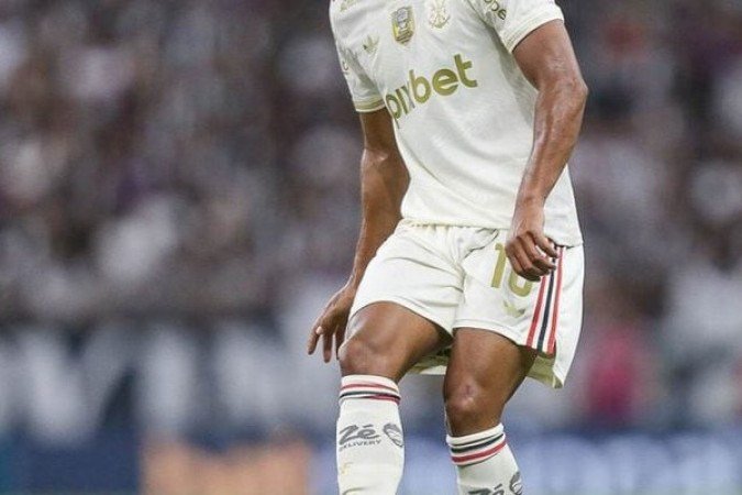 SAMUEL LINO Ã¢?? Muito acionado, buscou dribles pela esquerda, acertando vÃ?Â¡rias vezes. Mas pecou na hora da finalizaÃ?Â§Ã?Â£o e seu cruzamento nÃ?Â£o estava tÃ?Â£o apurado. No melhor deles, Bruno Henrique perdeu o gol.Ã?Â  Caiu muito na etapa final. NOTA 6,0. Foto: Gilvan de Souza/Flamengo