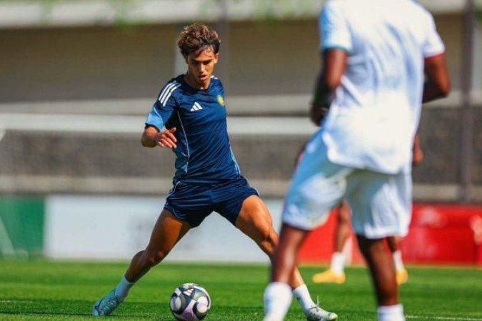 João Félix durante amistoso contra o Estrela da Amadora -  (crédito: Foto: Reprodução / X)