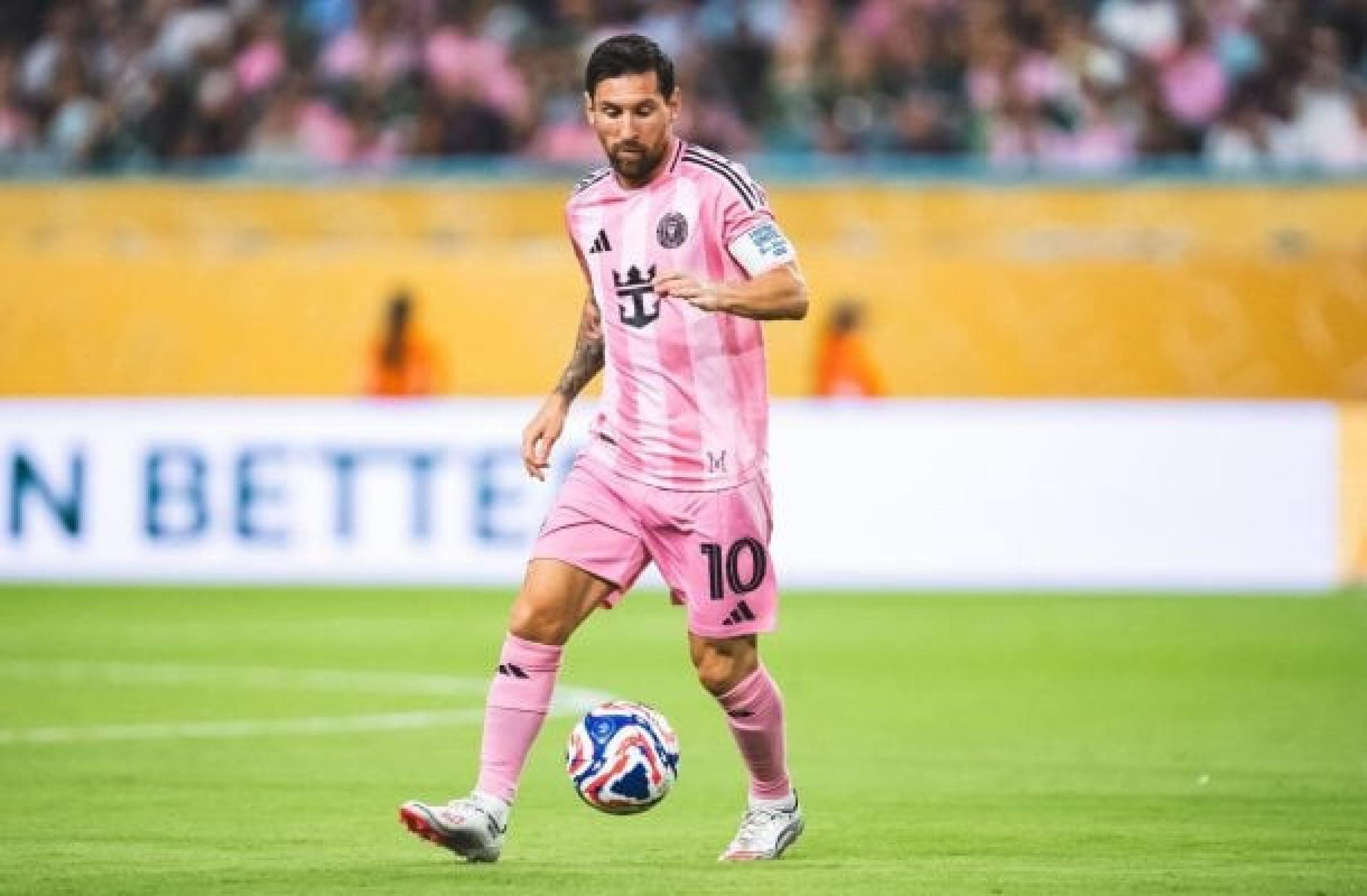 Messi sofre lesão muscular, confirma Inter Miami