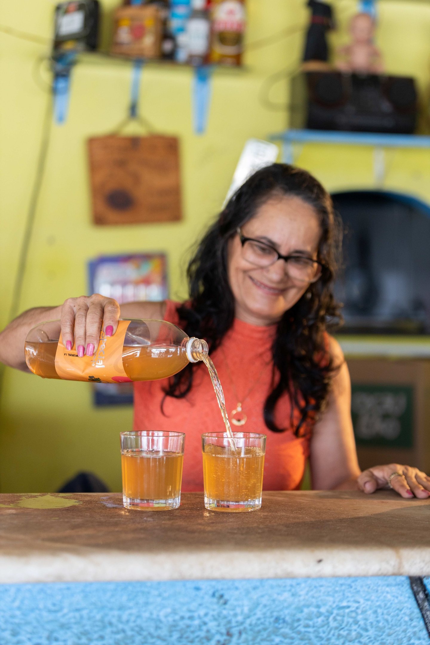 Empresa lança bebida mista alcoólica à base de mel de cacau -  (crédito: DINO)