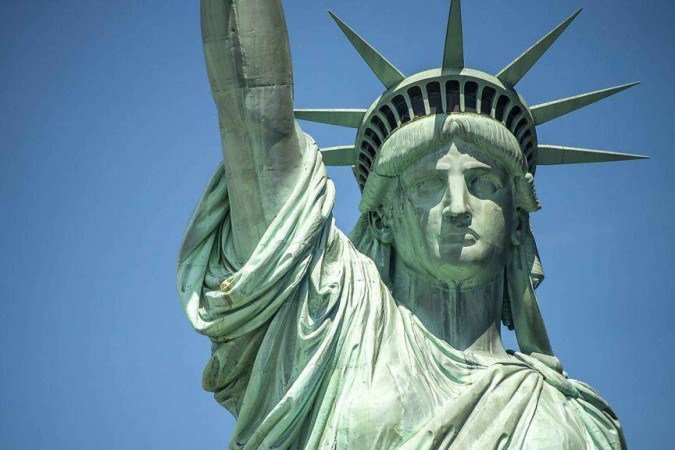 O quadro de Amy Sherald intitulado 'Trans Formando a Liberdade' -  (crédito: The Whitney Museum)