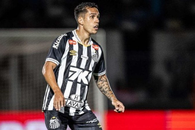 IGOR VINÍICIUS - Teve um bom desempenho no ataque, aparecendo bastante no ataque ao longo da primeira etapa e tendo até boas oportunidades param marcar. Porém, incomodou muito o treinador Cléber Xavier, por conta de suas falhas na recomposição defensiva. Nota: 6 - Foto: Raul Baretta/Santos FC