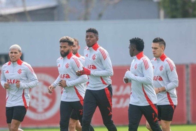 Possíveis baixas e performance frustrante causam dúvidas na escalação do Internacional para jogo decisivo pela Copa do Brasil  -  (crédito: Foto: Divulgação/Internacional)