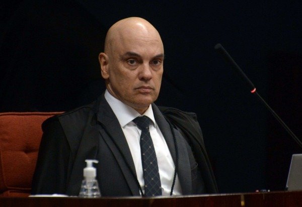 Ed Alves CB/DA Press