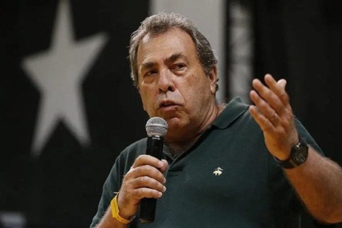 Carlos Augusto Montenegro, ex-presidente do Botafogo, opina sobre atual situação do Botafogo - (crédito: Foto: Vítor Silva/Botafogo) Carlos Augusto Montenegro, ex-presidente do Botafogo, opina sobre atual situação do Botafogo - (crédito: Foto: Vítor Silva/Botafogo)