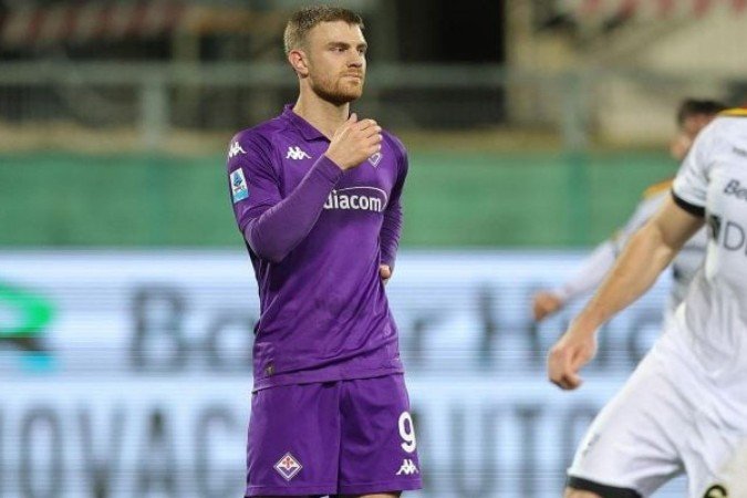 Lucas Beltrán em ação com a camisa da Fiorentina na última temporada europeia -  (crédito: Foto: Divulgação/Fiorentina)