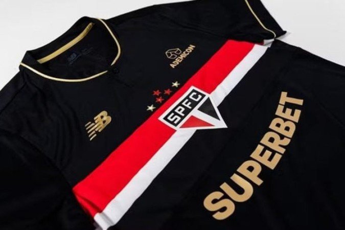 São Paulo lança novo terceiro uniforme para a temporada - (crédito: Foto: Divulgação/ São Paulo) São Paulo lança novo terceiro uniforme para a temporada - (crédito: Foto: Divulgação/ São Paulo)