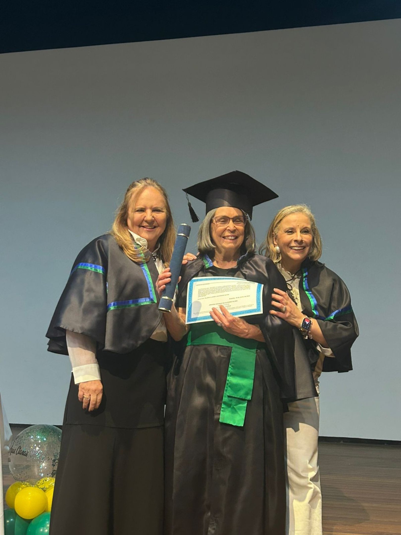 Valéria Cláudia Laboissieree Ulhoa, de 77 anos, se forma no curso de Educador Político Social em Gerontologia, da UniSER