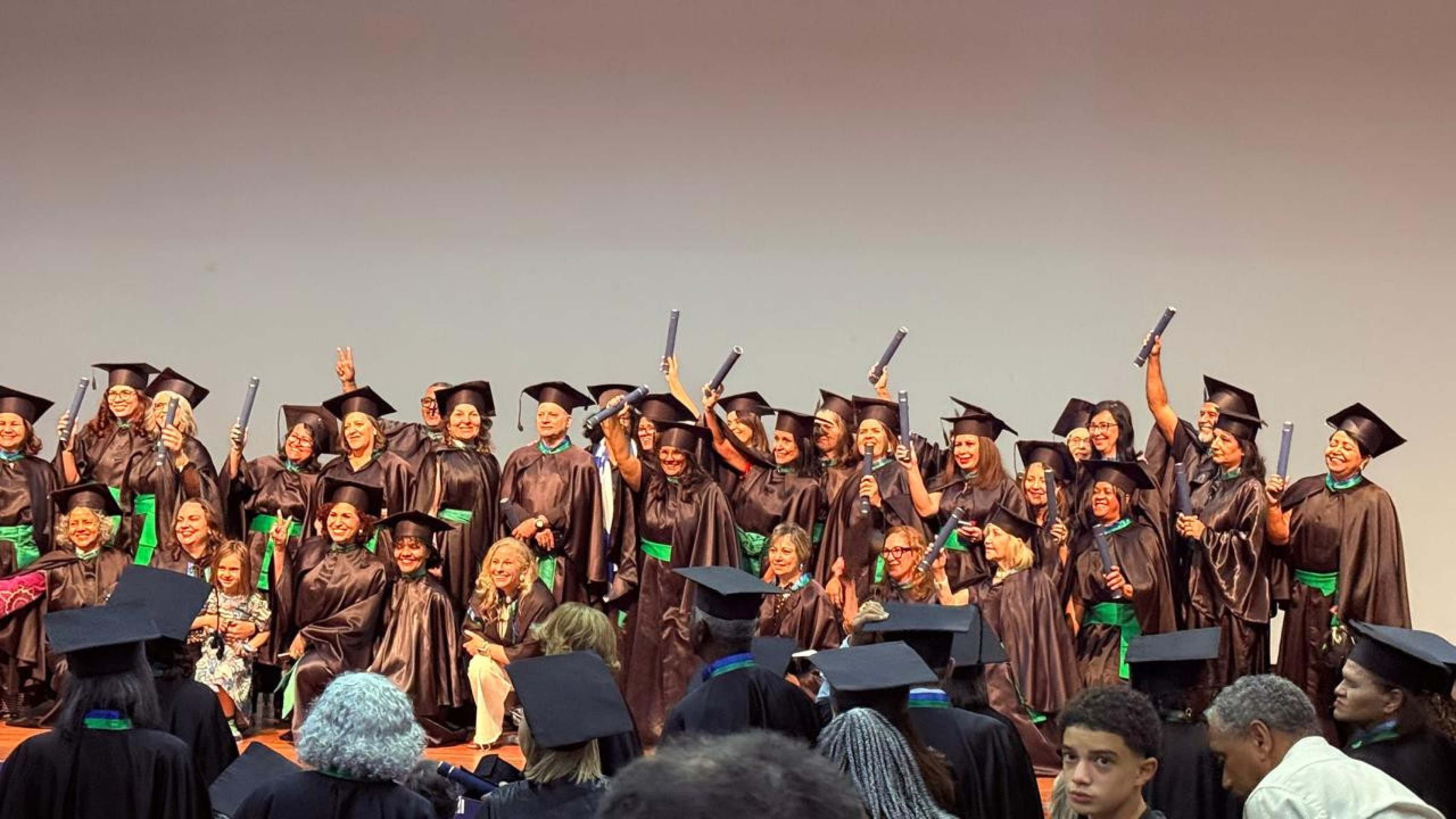 Valéria Cláudia Laboissieree Ulhoa, de 77 anos, se forma no curso de Educador Político Social em Gerontologia, da UniSER