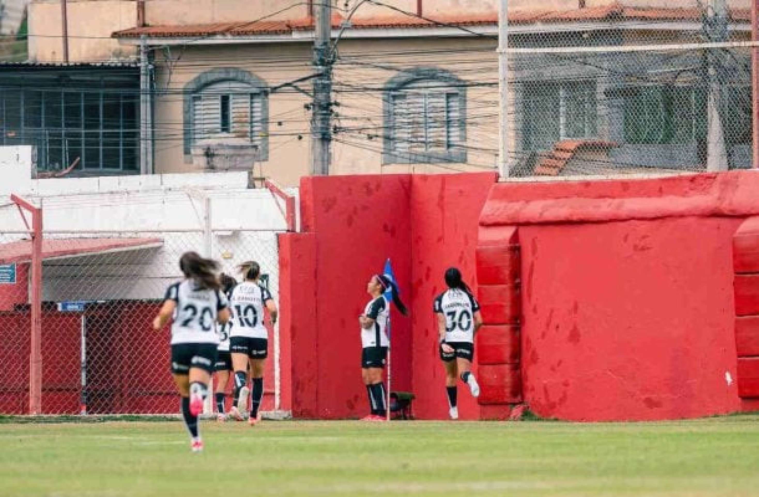 Corinthians elimina o Cruzeiro nos pênaltis e avança às oitavas da Copa do Brasil Feminina