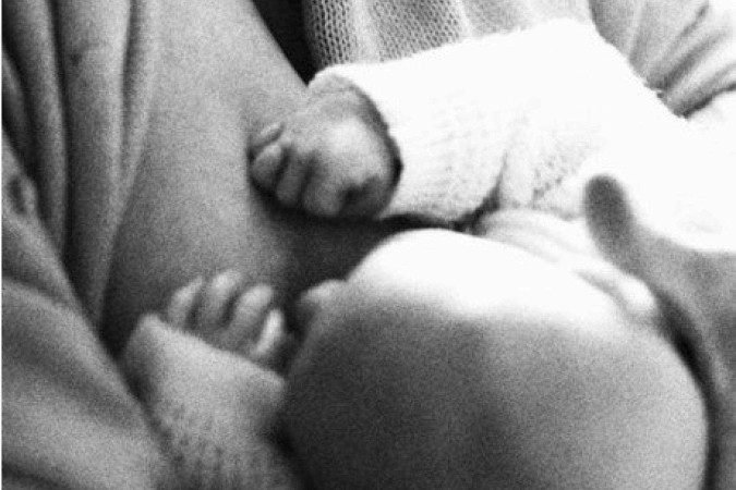 Amamentação e trabalho: veja os direitos das trabalhadoras que amamentam