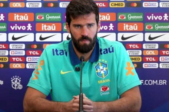 Alisson opta por se aprofundar no estudo bíblico - (crédito: Foto: Reprodução/CBF TV) Alisson opta por se aprofundar no estudo bíblico - (crédito: Foto: Reprodução/CBF TV)