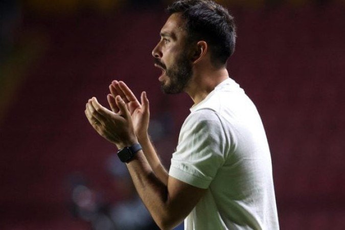 TÃ?CNICO: DAVIDE ANCELOTTI - Jogo com inteligÃªncia. Conseguiu promover o rodÃ­zio e dar minutagem a alguns jogadores. O Botafogo controlou o Bragantino, nÃ£o passou apuros e ainda fez o adversÃ¡rio perder a cabeÃ§a. De voolta Ã a quartas - NOTA: 7,5 - Foto: Vitor Silva/Botafogo 