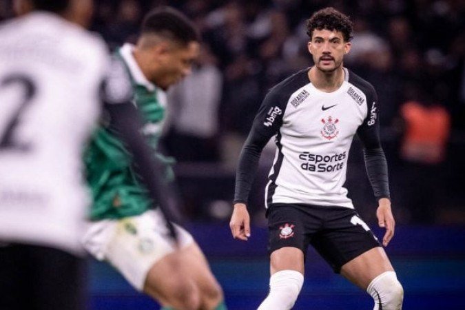GUSTAVO HENRIQUE - O zagueiro-artilheiro da noite. Além de uma partida impecável na defesa, onde ganhou a maioria das disputas, subiu mais que todos para marcar o segundo gol e selar a classificação. NOTA: 9,0. Foto: Rodrigo Coca/Ag. Corinthians