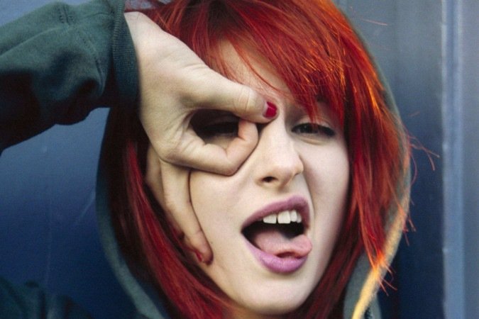 Hayley Williams lança álbum secreto escondido em tinta de cabelo -  (crédito: TMJBrazil)