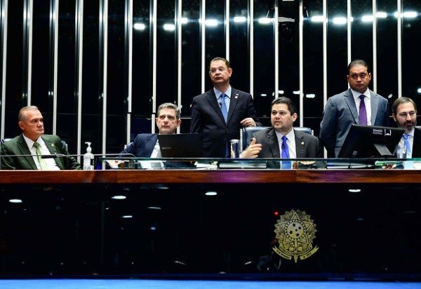 A proposta aprovada pelos senadores tem o mesmo conteúdo de uma medida provisória editada em abril, que perderia a validade na próxima segunda-feira (11/8) -  (crédito: Saulo Cruz/Agência Senado)
