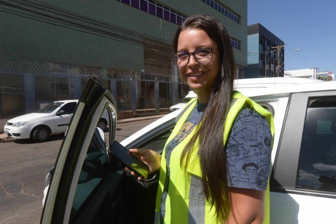 Erica Brito consegue equilibrar a rotina de trabalho de entregadora e passar mais tempo com os filhos - (crédito: Ed Alves CB/DA Press) Erica Brito consegue equilibrar a rotina de trabalho de entregadora e passar mais tempo com os filhos - (crédito: Ed Alves CB/DA Press)