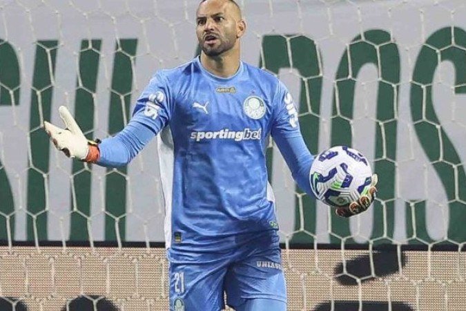 WEVERTON – Fez ótimas defesas, mas deu uma cochilada no lance do primeiro gol do Corinthians. NOTA 6,5. Foto: Cesar Greco/Palmeiras