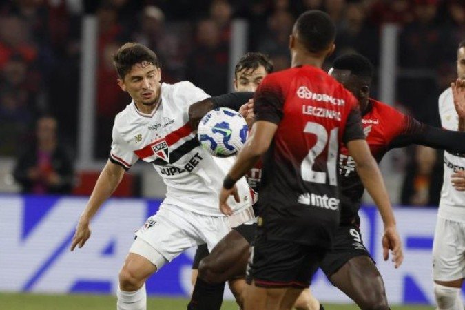 São Paulo caiu para o Athletico Paranaense na Copa do Brasil  -  (crédito: Foto: Rubens Chiri/Saopaulofc.net)