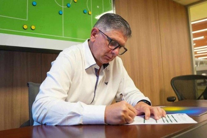 Guilherme Dalla Déa convocou os jogadores para a Seleção Sub-15 -  (crédito: Foto: Joilson Marconne/CBF)