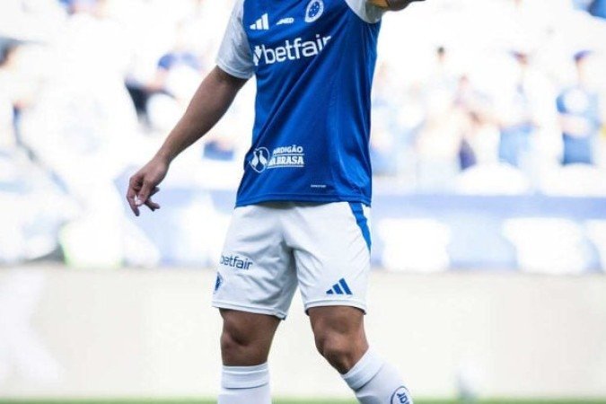 LUCAS SILVA - O capitão do time foi o jogador que mais participou da partida. Também se destacou pela sua movimentação e também teve um bom aproveitamento nos passes ao longo da partida, sendo o grande potencializador do meio-campo da Raposa. Nota: 6,5 - Foto: Gustavo Aleixo/Cruzeiro