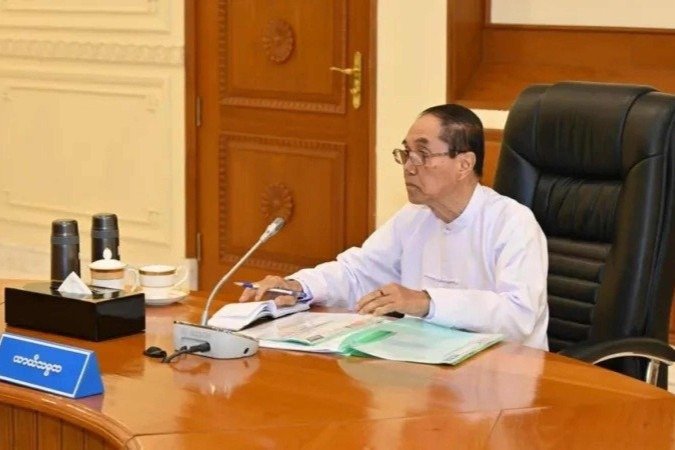 O ex-general Myint Swe foi nomeado presidente interino do país asiático em 2021 - (crédito: Office of the Commander-in-Chief of Defence Services) O ex-general Myint Swe foi nomeado presidente interino do país asiático em 2021 - (crédito: Office of the Commander-in-Chief of Defence Services)