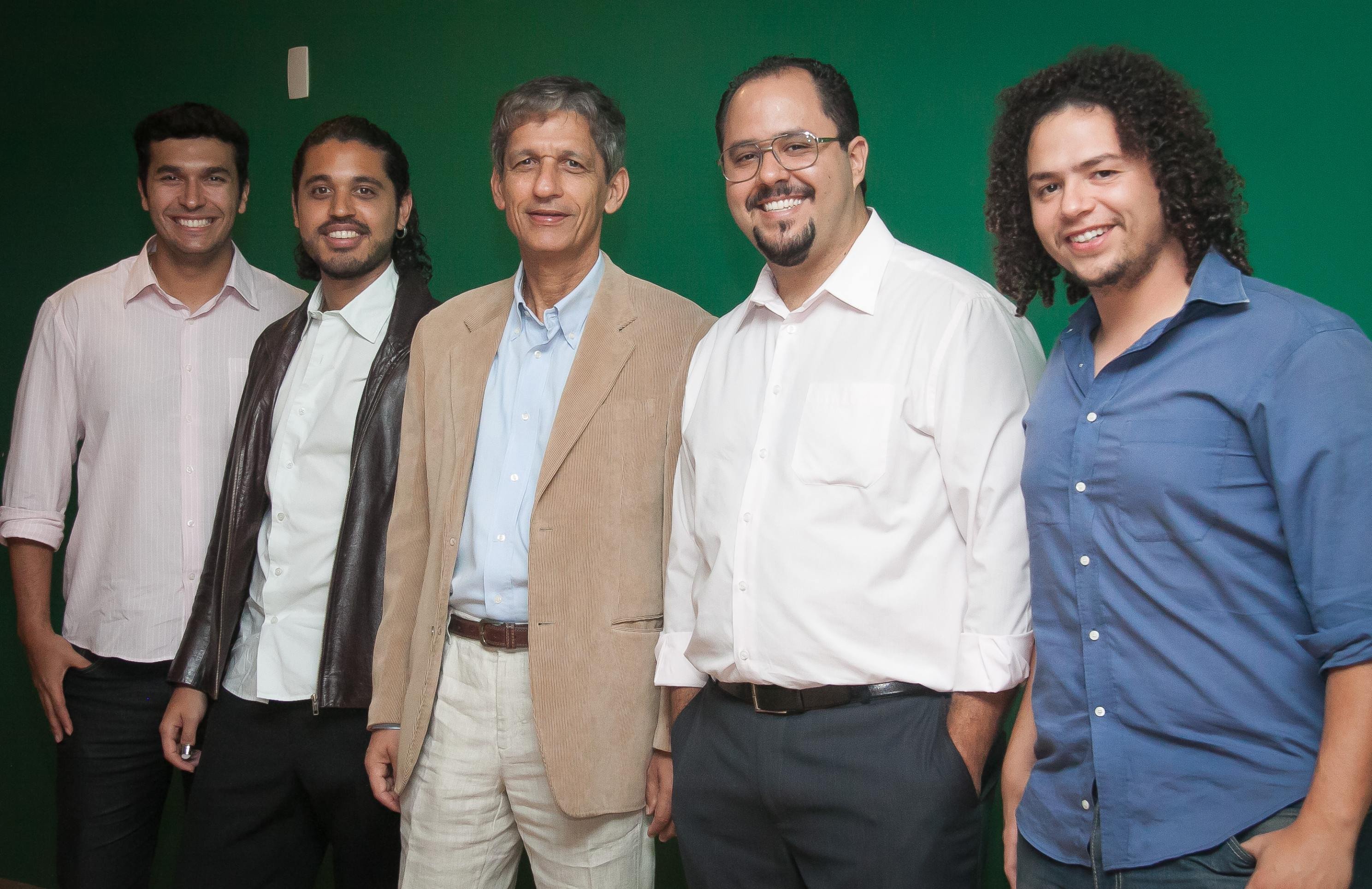  2015. Crédito: Renata Samarco/Divulgação. Para Sempre Dominguinhos, no Clube do Choro de Brasília. Reco do Bandolim e Grupo Choro Livre.       Caption 