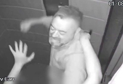 Homem espanca mulher com dezenas de socos em elevador no Guará - (crédito: Material cedido ao Correio)